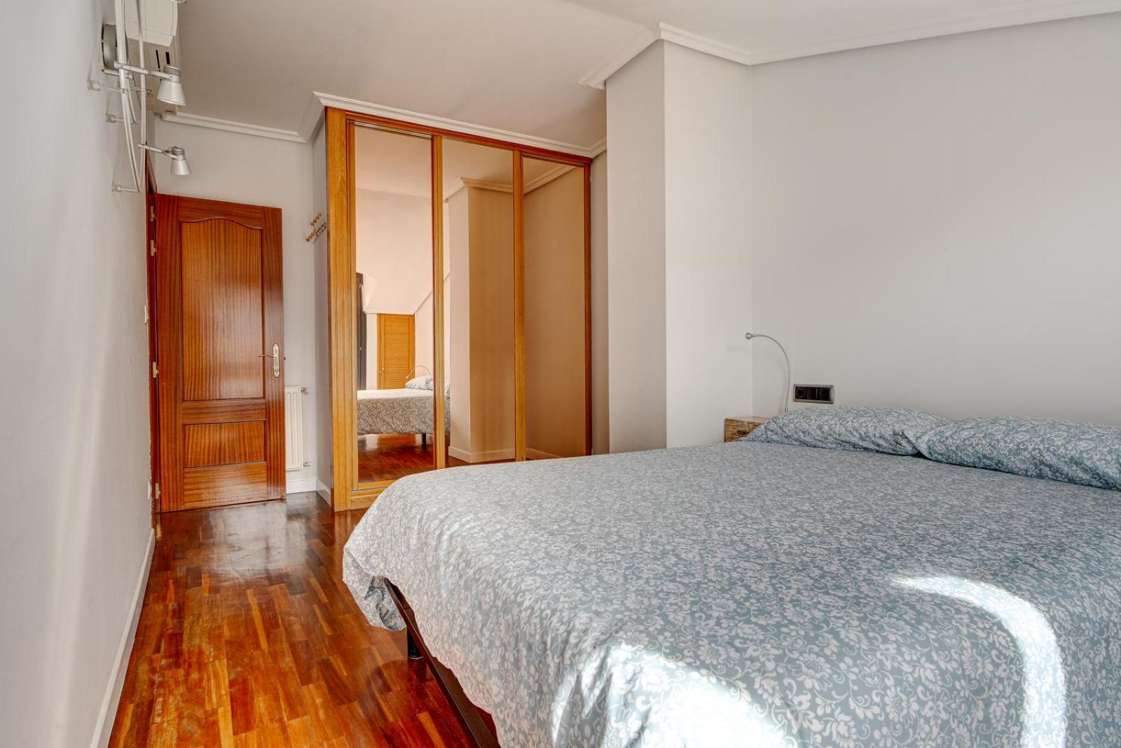 דירות Luminoso Atico Con Terraza, Irun, Parking, 4Pax מראה חיצוני תמונה